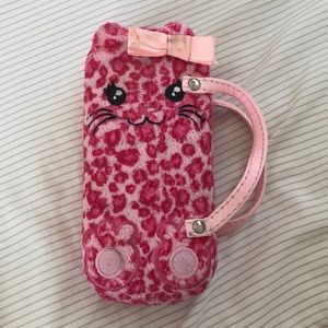 Claire’s | Sunglasses Case 🌸